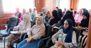 وزارة العمل: دورة تدريبية على ريادة الأعمال لفتيات شمال سيناء