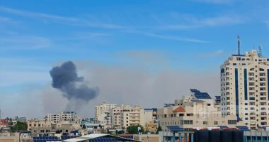 استهداف مدرعة "النمر المدولبة" الإسرائيلية بصاروخ كورنيت الروسي بقطاع غزة