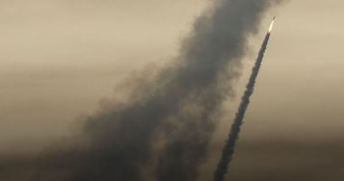 إعلام عبرى: إطلاق أكثر من 50 صاروخا من لبنان على إسرائيل