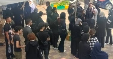 وصول جثمان المخرج الراحل علاء محجوب إلى مسجد الحصرى بأكتوبر