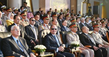 الرئيس السيسي يشهد حفل تخرج الكليات العسكرية