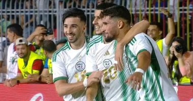 منتخب الجزائر يدمر الرأس الأخضر بثلاثية فى الشوط الأول.. فيديو