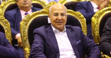 خالد عيش يطالب "القومى للأجور" بسرعة الانعقاد لزيادة الحد الأدنى للقطاع الخاص