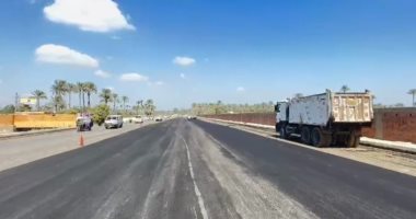 استكمال رصف طريق المنصورية من محور المهندس شريف إسماعيل بطول 3 كيلو مترات