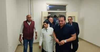 محافظ شمال سيناء يستقبل وزير الصحة خلال زيارته لتفقد مستشفيات فى المحافظة