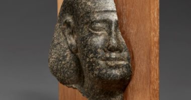دار كريستيز تعلن بيع قطع آثار مصرية بآلاف الدولارات.. أبرزها مومياء وتابوت