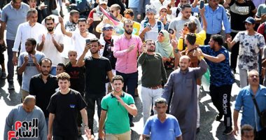 مسيرة بالآلاف فى محيط الجامع الأزهر دعما للقضية الفلسطينية.. فيديو