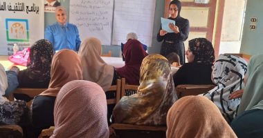 تدريبات للتثقيف المالي بمشاركة 70 سيدة وفتاة بقرية في كفر الشيخ