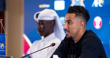 سالم الدوسري: أتمنى الفوز بجائزة أفضل لاعب فى آسيا أو المعز لتكون خليجية عربية