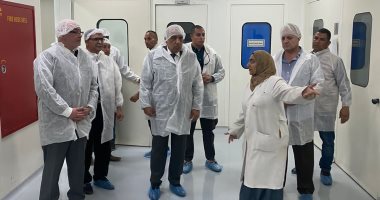 ‬وزير قطاع الأعمال العام يتفقد مصانع شركة النصر للكيماويات الدوائية  