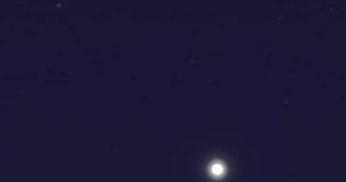 مشاهد بالعين المجردة.. القمر يقترن بكوكب الزهرة رمز الجمال غدا فى مشهد بديع   