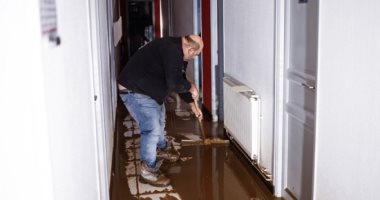 فيضانات فرنسا تغلق المدارس وتهدد حياة المواطنين