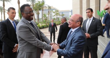 وزير العدل يستقبل نظيره الصومالي لبحث التعاون القضائى.. صور