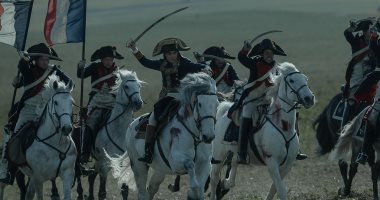 معركة أوسترليتز التاريخية من فيلم Napoleon قبل طرحه نوفمبر الجارى.. فيديو
