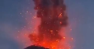 البركان الأنشط فى أوروبا.. ثوران بركان إتنا فى إيطاليا.. فيديو