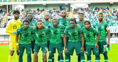 منتخب نيجيريا يسقط أمام غينيا بثنائية استعدادا لكأس أمم أفريقيا 2023