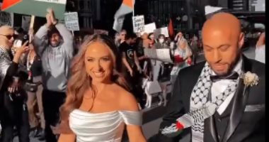 حفل زفاف بالزي الفلسطيني وسط المظاهرات الداعمة لـ غزة.. فيديو