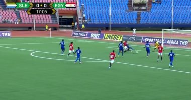 منتخب مصر يفرض هجوما مكثفا على سيراليون ويحافظ على تقدمه بعد 30 دقيقة