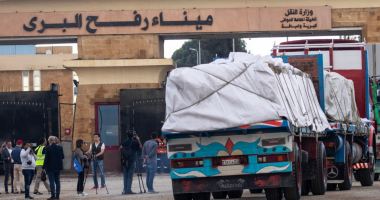 مع بدء هدنة غزة.. دخول الشاحنات الإغاثية إلى القطاع عبر معبر رفح 