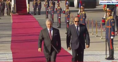 الرئيس السيسى يستقبل الملك عبد الله الثانى بمطار القاهرة