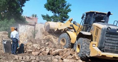 إزالة 22 حالة تعدى على الأراضى الزراعية والبناء المخالف بسوهاج