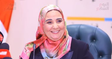 وزيرة التضامن: الهلال الأحمر المصرى يؤدى دورًا محورياً فى أعمال إغاثة غزة