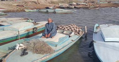 توقف حركة الملاحة والصيد بميناء البرلس وسواحل كفر الشيخ بسبب سوء الطقس