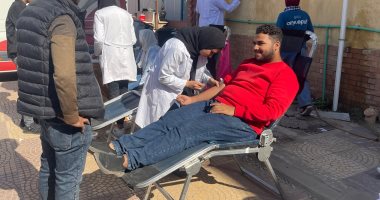 الاتحاد المصرى لطلاب صيدلة بورسعيد ينظم حملة تبرع بالدم