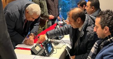 إقبال كثيف للمصريين في ميلانو للمشاركة بالانتخابات الرئاسية.. فيديو وصور