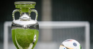 الكشف عن قائمة حكام بطولة يورو 2024 في ألمانيا