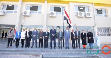 سفير فنلندا يزور مدرسة "ابدأ" للعلوم ويشيد بجهود مصر فى تطوير التعليم