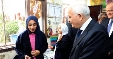 وزير التعليم يتفقد مدرسة فاطمة الزهراء الإعدادية بنات بمحافظة الإسماعيلية