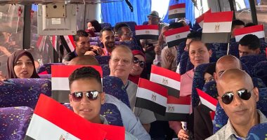 مصريون يقطعون 2400 كم فى سلطنة عمان للتصويت بالانتخابات الرئاسية.. صور