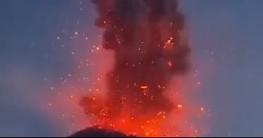 ثوران بركان جبل مارابى غرب إندونيسيا.. والسلطات تطالب السكان بالمغادرة