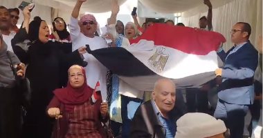 أجواء احتفالية للمصريين فى اليونان خلال الإدلاء بأصواتهم فى انتخابات الرئاسة