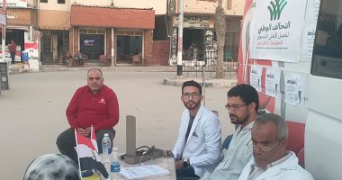 التحالف الوطنى بشمال سيناء ينظم حملة التبرع بالدم لصالح مصابى غزة