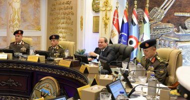 الرئيس السيسى للملتحقين بالكليات العسكرية: كونوا قدوة لجميع أبناء مصر 