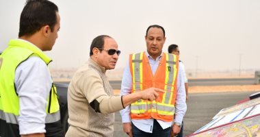 الرئيس السيسى يتفقد الأعمال الإنشائية لتطوير عدد من الطرق والمحاور بالقاهرة