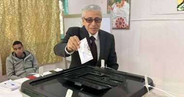 رئيس نادى قضاة الإسكندرية يدلى بصوته فى الانتخابات الرئاسية