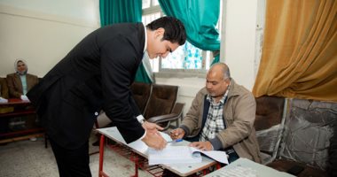 النائب أحمد أبو هشيمة يدلى بصوته فى الانتخابات الرئاسية 2024 (صور)