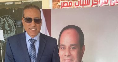 مصطفى عزام رئيس أندية سيتى كلوب يدلى بصوته بانتخابات الرئاسة فى الشيخ زايد