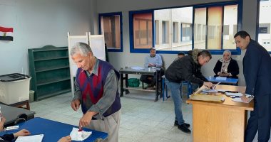 توافد كبير للناخبين بمدارس السادس من أكتوبر فى انتخابات الرئاسة