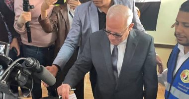 محافظ بورسعيد يدلي بصوته فى الانتخابات الرئاسية 2024