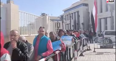 طابور لعمال العاصمة الإدارية الجديدة للتصويت بانتخابات الرئاسة