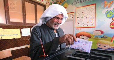 أهالى قرية اللشت بالعياط يواصلون التصويت فى اليوم الثانى من الانتخابات الرئاسية