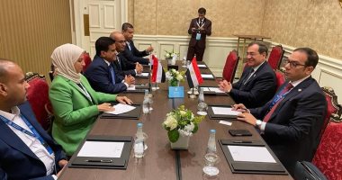 الملا يجري مباحثات مع وزير الطاقة اليمنى والأمين العام لمنظمة الدول المصدرة للغاز