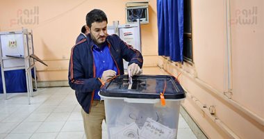 الكاتب الصحفي محمد أحمد طنطاوي يدلي بصوته في الانتخابات الرئاسية
