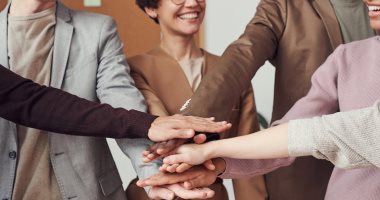 5 نصائح لتحسين علاقتك مع زملاء العمل.. احترام الحدود أساسي