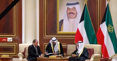الرئيس السيسى يعزى فى وفاة الشيخ نواف الأحمد.. ويلتقى أمير الكويت الجديد 