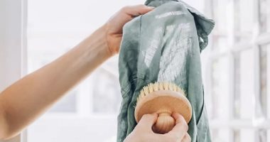 طريقة إزالة العفن الفطري من الملابس والمفروشات في البيت